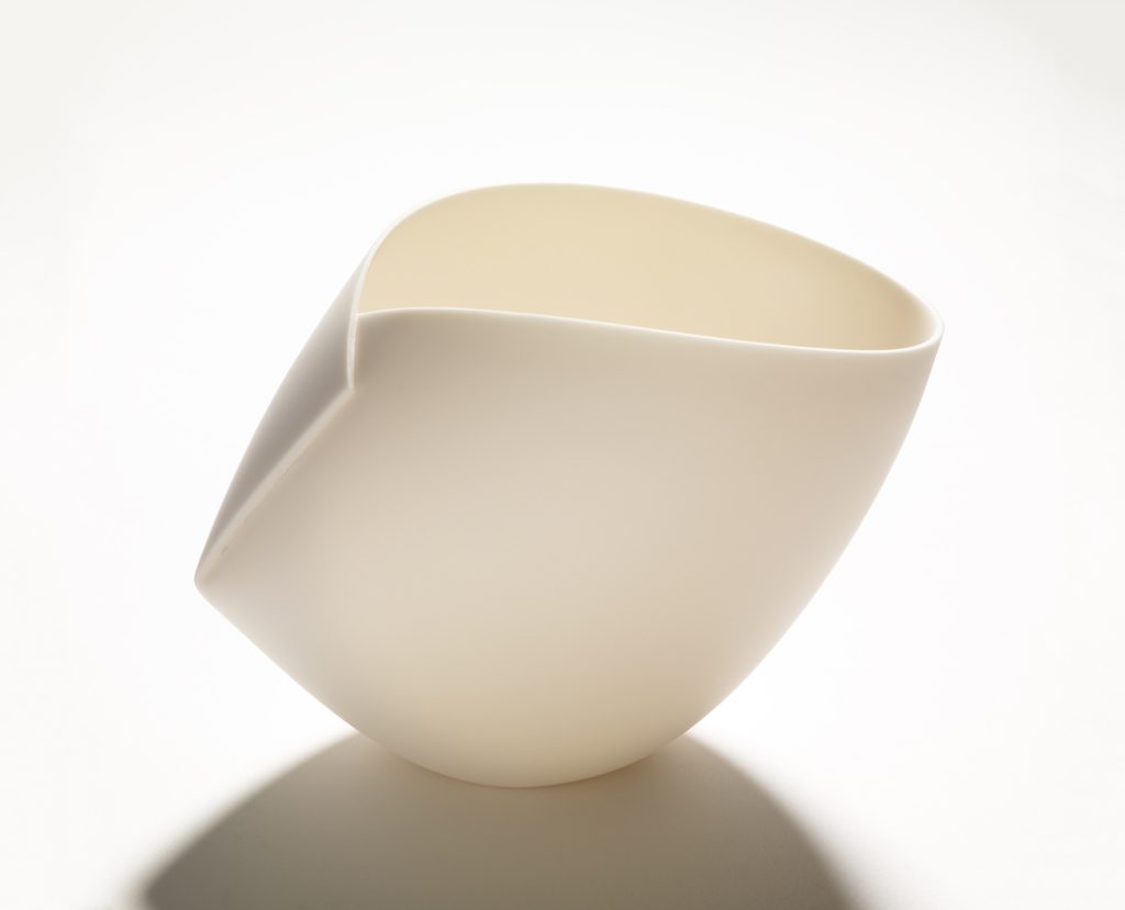 Ann Van Hoey porcelain - Ann Van hoey ceramics - Ann Van Hoey gallery - Ann Van Hoey exhibition