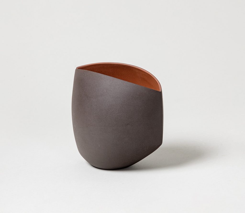 Ann Van Hoey - exposition céramique contemporaine - galerie de céramique en France - sculpture céramique