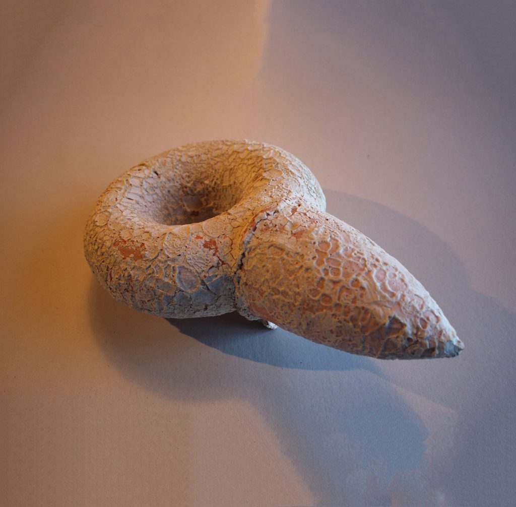 Camille Virot - exposition Camille Virot - sculpture céramique - céramique d'art contemporaine