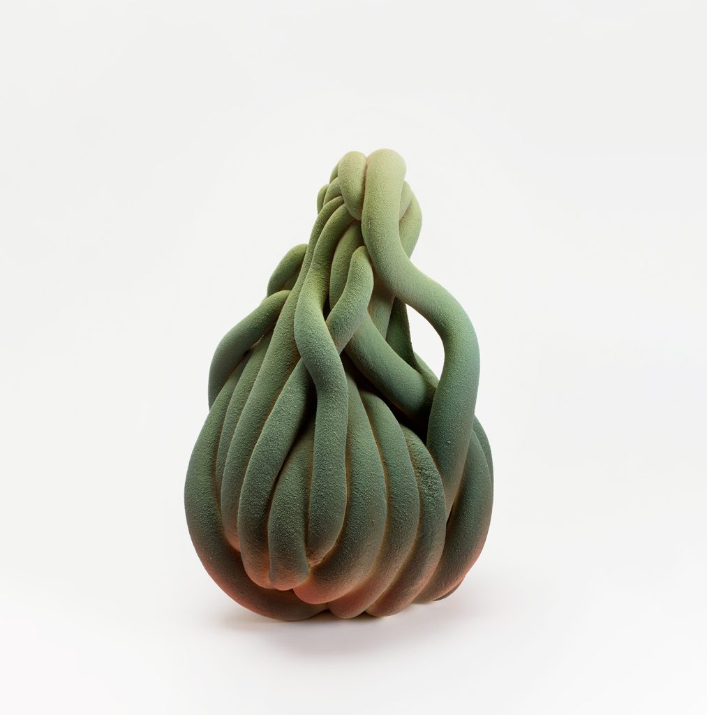 Claire Lindner - musée de Limoges collection - ceramic sculpture