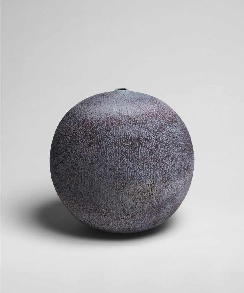 céramique Erna Aaltonen - exposition erna Aaltonen - galerie Erna Aaltonen - galerie de l'Ancienne Poste Toucy