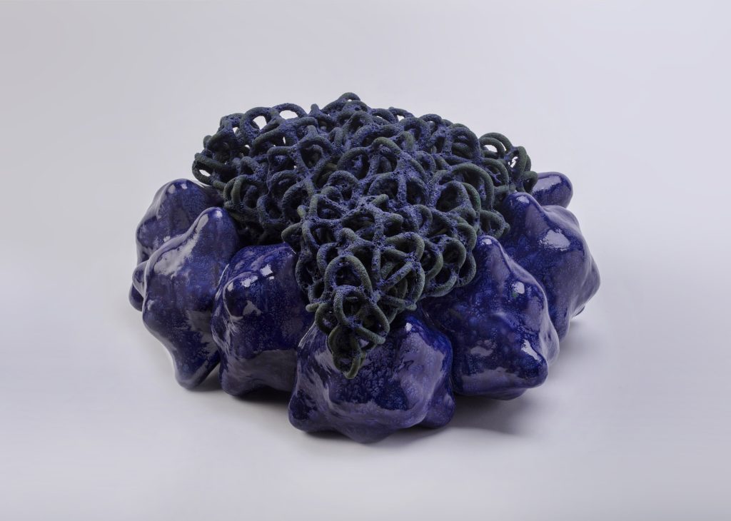 Tessa Eastman - céramique d'art contemporaine -Galerie de céramqiue contemporaine France - Bourgogne Franche Comté