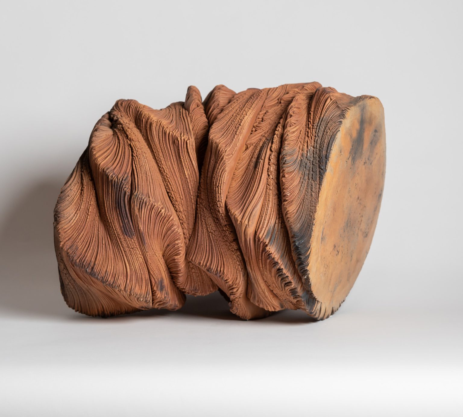 Icaro Maiterena ceramic sculpture - Icaro Maiterena exhibition - ceramic exhibition in Burgundy