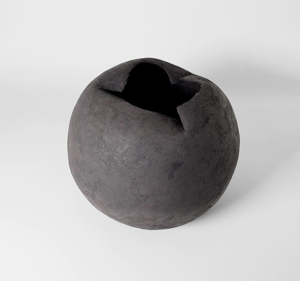 Laura Pasquino works - Laura Pasquino ceramics - Laura Pasquino ceramic sculpture