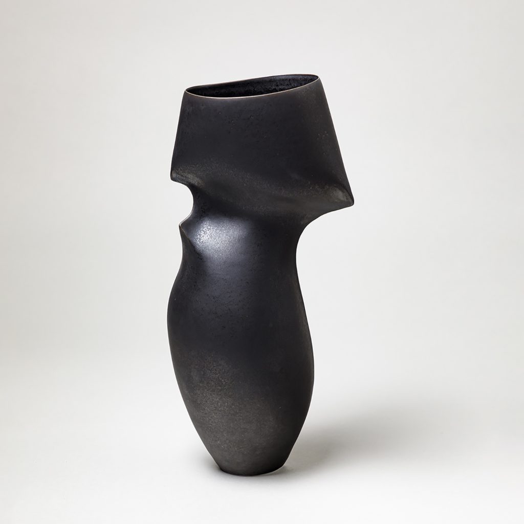 Sara Flynn céramics - collectibles - collection - ceramic art - ceramic gallery