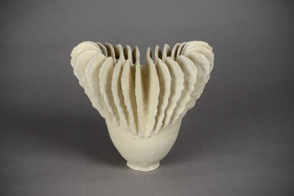 sculpture céramique Ursula Morley-Price - céramique d'art contemporaine - galerie de céramique contemporaine