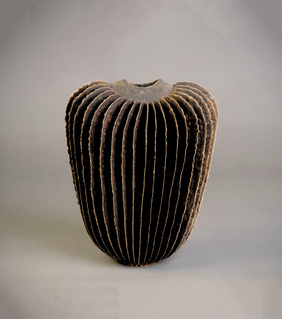 Ursula Morley-Price - céramique contemporaine britannique - Ursula Morley-Price sculpture céramique - galerie Ursula Morley-Price