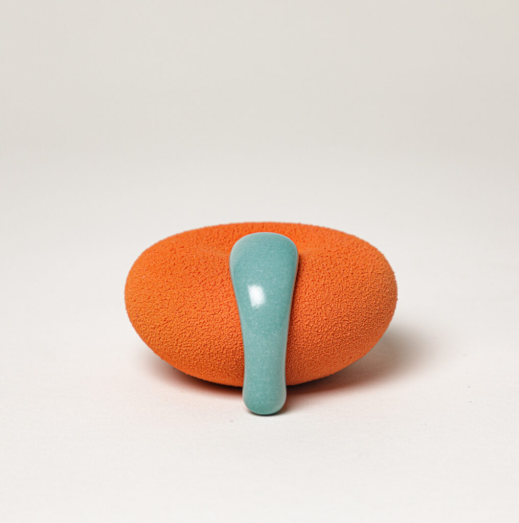 Léa Renard - Galerie de l'Ancienne Poste - céramique contemporaine - exposition céramique en Puisaye