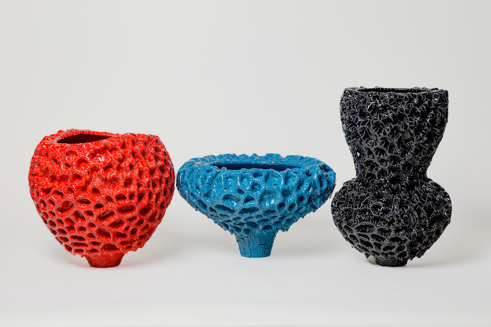 michael rice, ceramics, contemporary art exhibition, burgundy, céramique exposition