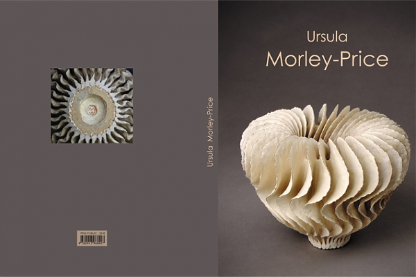 Couverture du catalogue consacré à Ursula Morley-Price