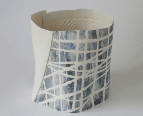 Yuk Kan Yeung - Yeung Yuk Kan - papier porcelaine - céramqiue contemporaine -exposition de céramique- Bourgogne Franche Comté - toucy Yonnne - Puisaye