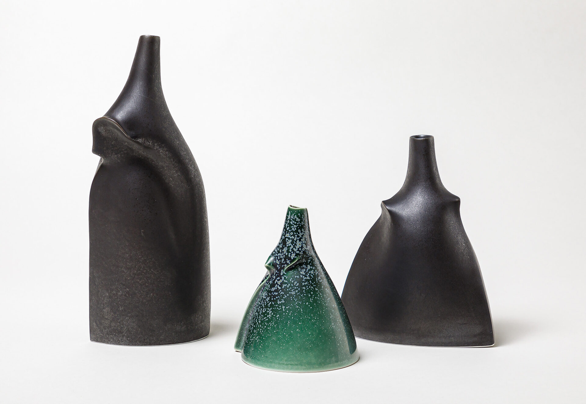 Sara Flynn ceramics 2023 - Sara Flynn exhibition 2023 - Sara Flynn gallery in France